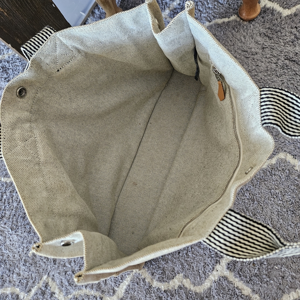 Hermes Canvas Tote Bag - Picture 5 of 9